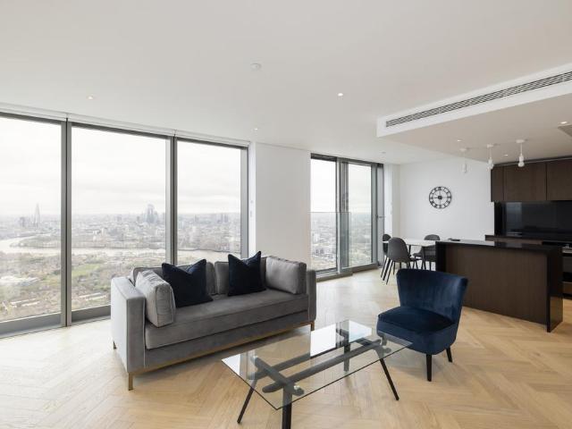 Flat for rent in Canary Wharf, Greater London