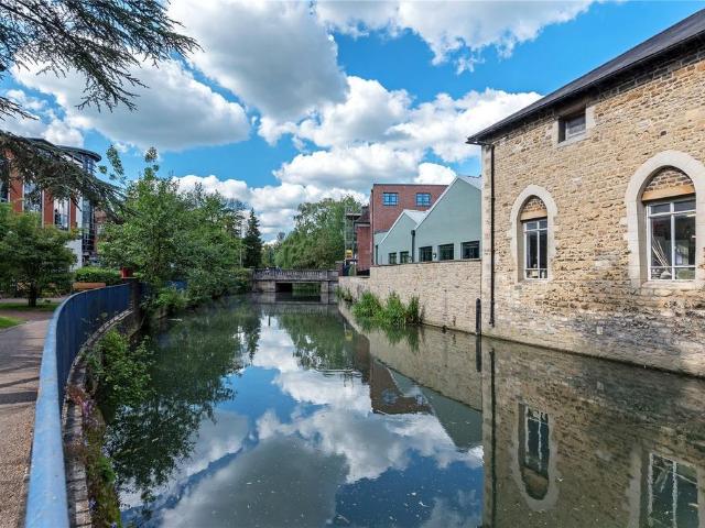 Flat for rent in St Thomas', The Slade