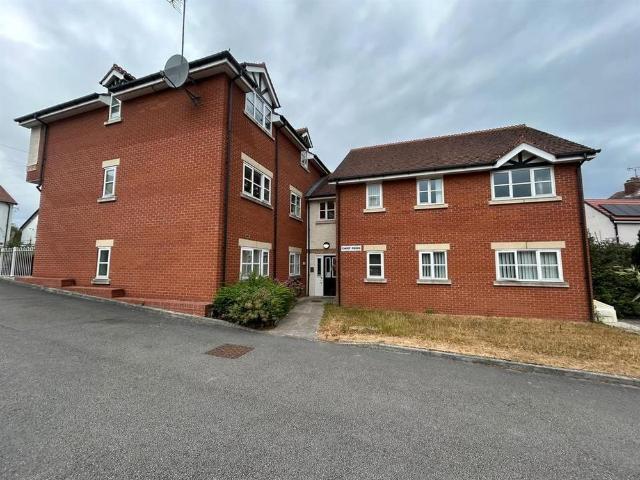 Apartment for rent in Colwyn Bay, Wales