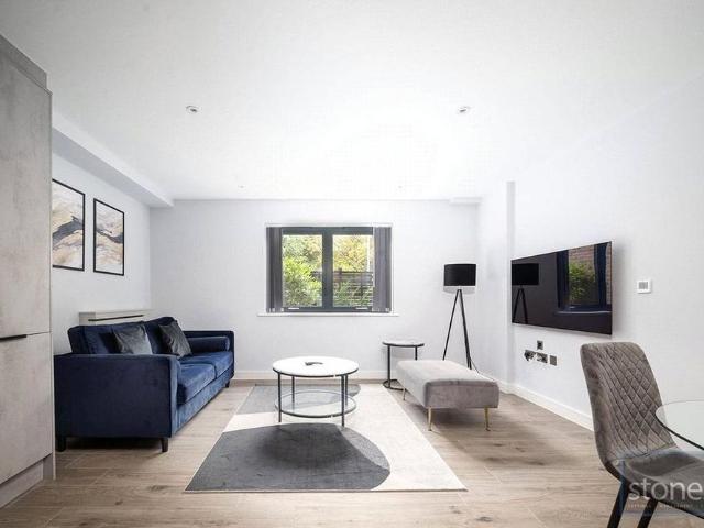 Apartment for rent in The Hyde, Greater London