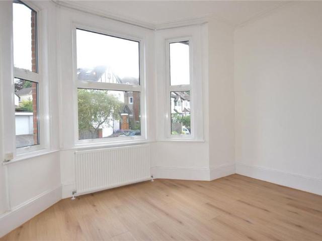 Apartment for rent in London Borough of Croydon, Purley