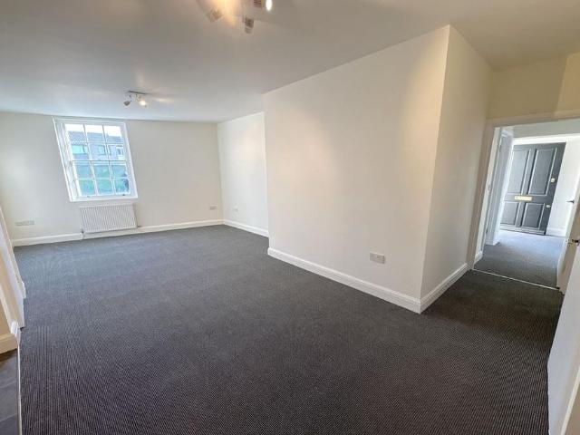 Apartment for rent in Maryport