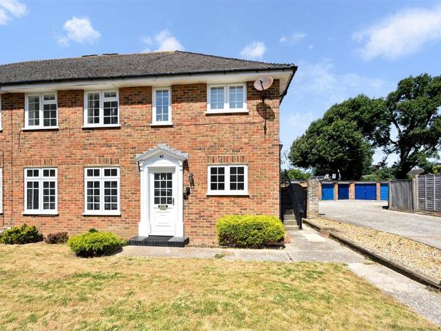 Flat for rent in Clapham, West Sussex