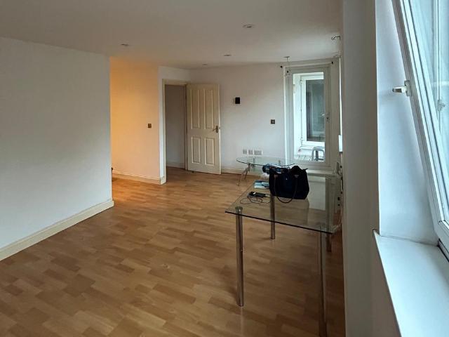 Flat for rent in Greater London