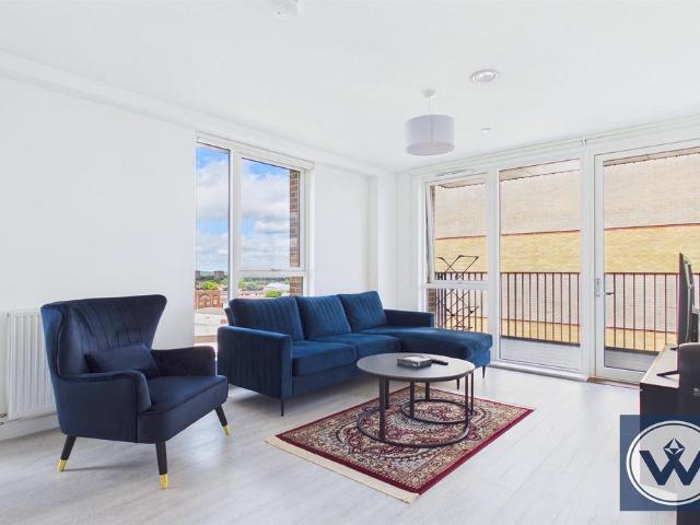Flat for rent in Hayes, Greater London