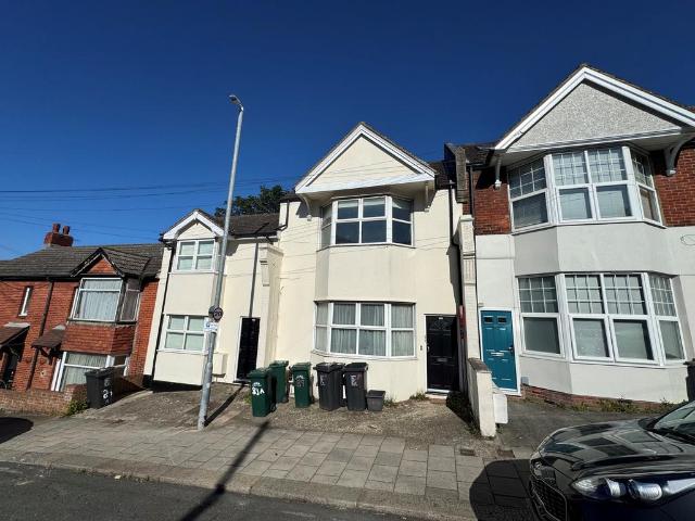 Flat for rent in Brighton, Preston