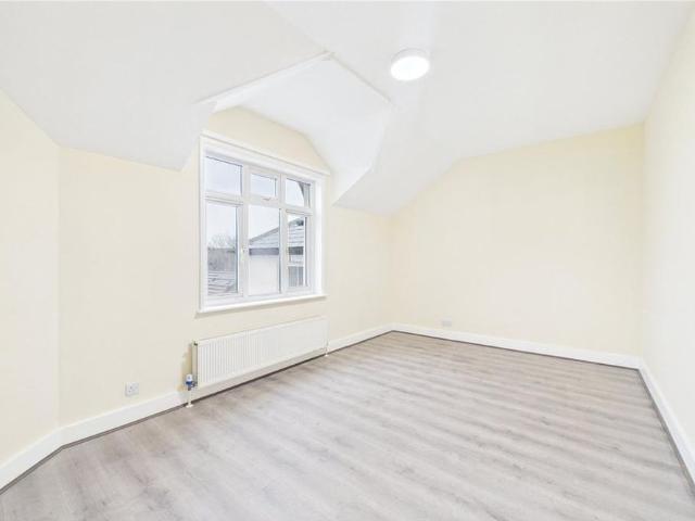 Apartment for rent in Wash Common, Enborne