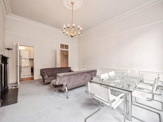 Apartment for rent in Silvermills, New Town