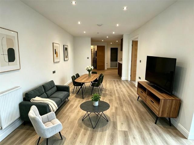 Flat for rent in Richmond Hill, West Yorkshire