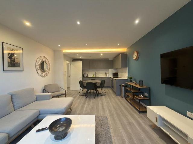 Apartment for rent in London Borough of Hounslow, Spring Grove