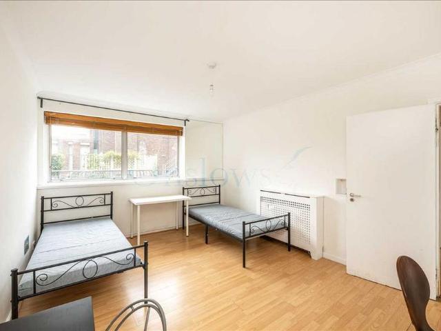 Apartment for rent in Battersea, Greater London