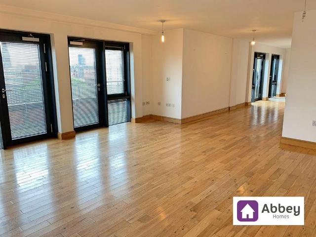 Flat for rent in Black Friars, Old Wharf