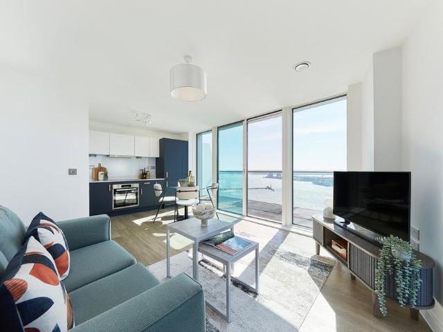 Apartment for rent in Waterside Park, Southampton