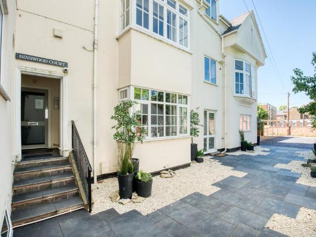 Flat for rent in Milverton, Green Close