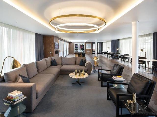 Apartment for rent in Victoria, Greater London