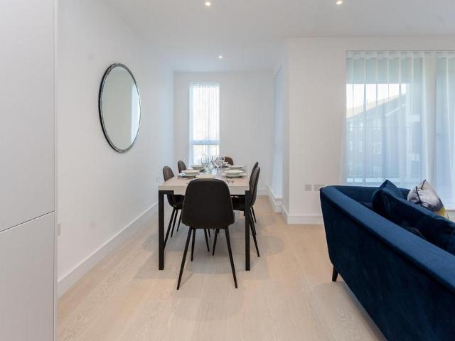 Flat for rent in Brondesbury, Isle Of Man