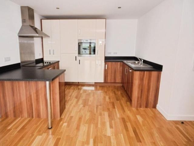 Apartment for rent in Fernhill, Bury