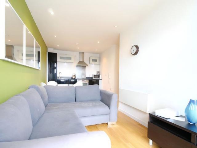 Apartment for rent in Steander, Leeds