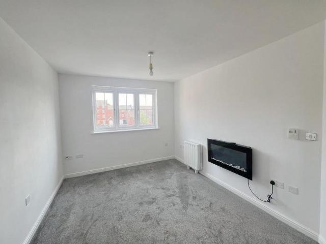Apartment for rent in Haydon End, Abbey Mead
