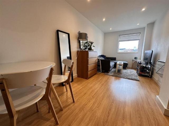 Apartment for rent in City Centre, Georgia