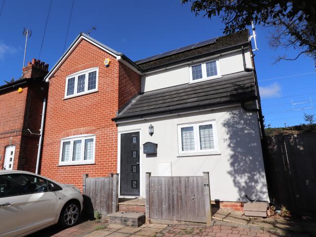 Apartment for rent in Hutton, Navestock Side
