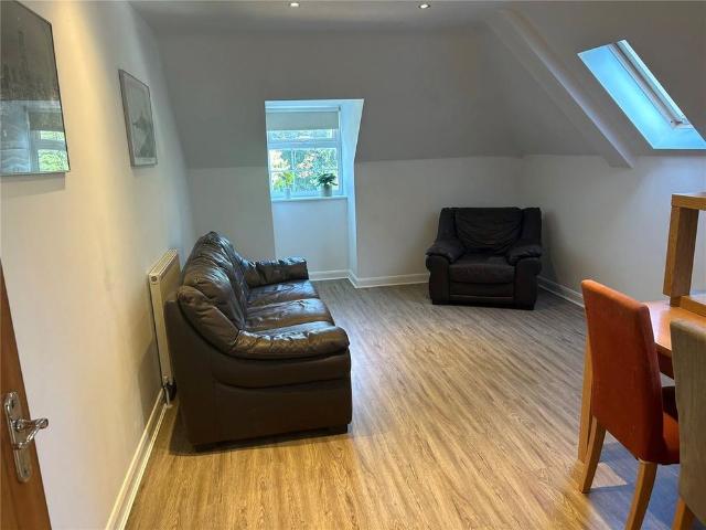 Apartment for rent in Red Hill, Surrey