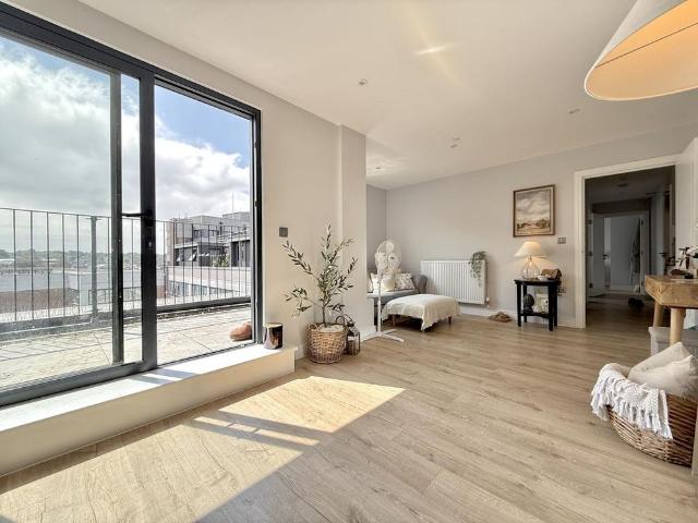 Apartment for rent in Midway, Kent
