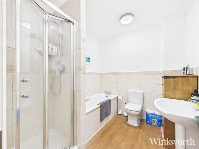 Apartment for rent in London Borough of Ealing, Hanwell
