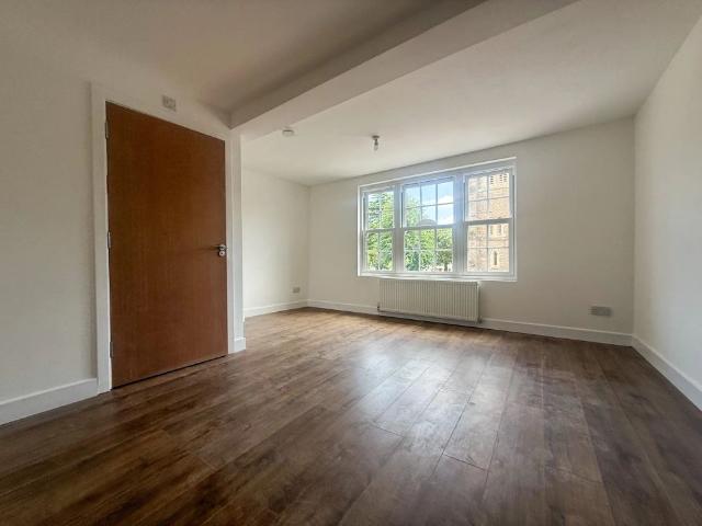 Apartment for rent in Riverside, Redditch