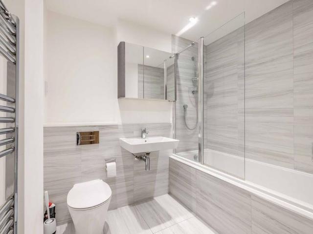 Apartment for rent in Slough
