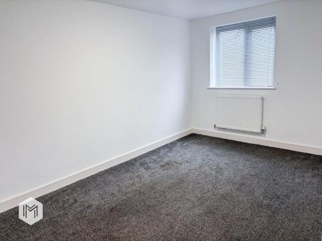 Apartment for rent in Bradshaw, Lee Bank
