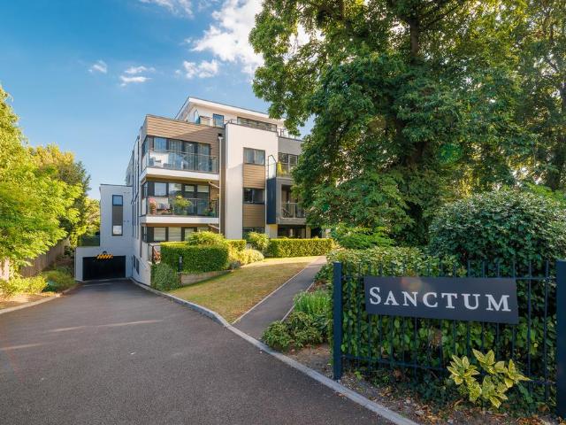 Flat for rent in Upper Parkstone, Poole