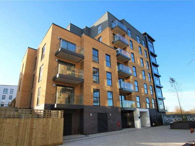 Flat for rent in Whitley, Reading