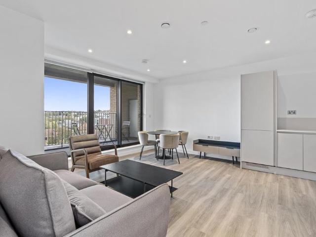 Apartment for rent in Guildford Park, Guildford