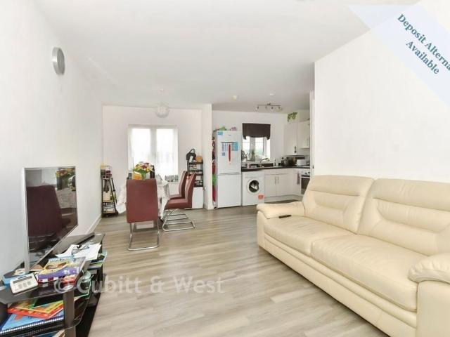 Apartment for rent in Tinsley Green, Crawley