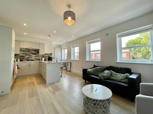 Apartment for rent in Talbot Village, Bournemouth