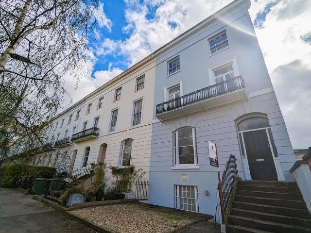 Flat for rent in Golden Valley, Gloucestershire