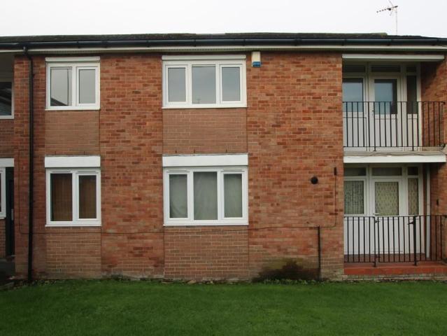 Flat for rent in Oakenshaw, Backburn
