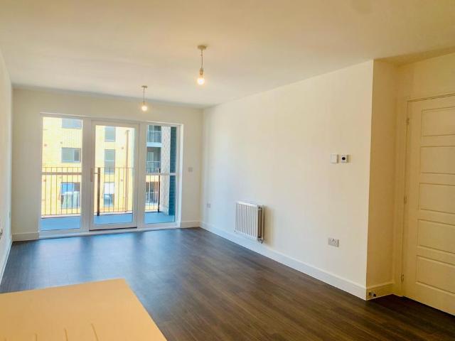 Apartment for rent in Monks Orchard, Kent