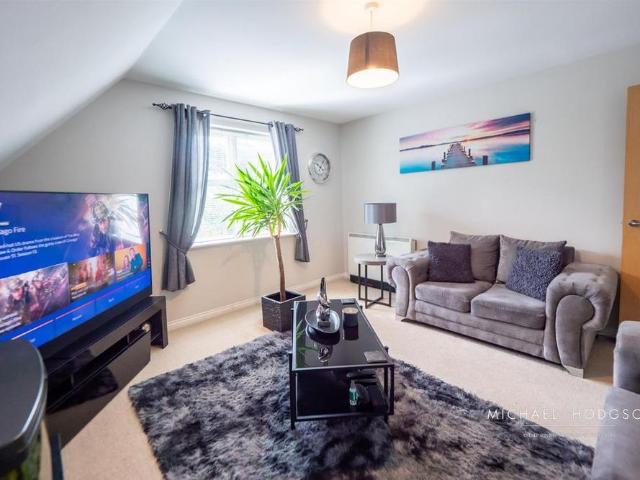 Apartment for rent in Hill View, Sunderland