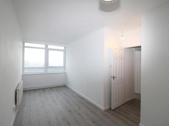 Apartment for rent in Round Hill, Brighton