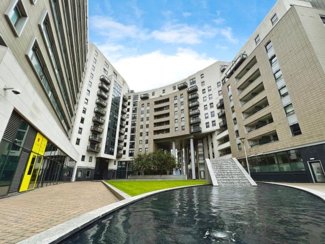 Apartment for rent in Richmond Hill, West Yorkshire