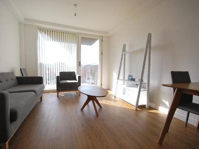 Flat for rent in Hulme, Georgia