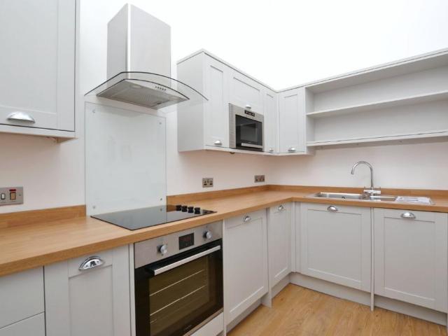 Flat for rent in Red Hill, Worcestershire