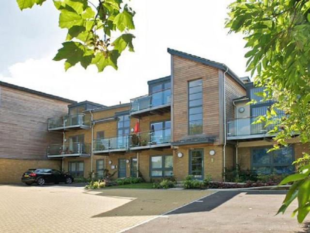 Flat for rent in Flackwell Heath, Isle Of Man
