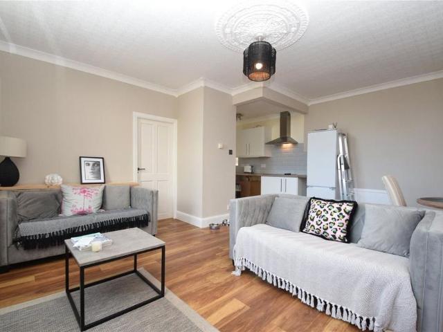 Apartment for rent in South Cliff, Kepwick