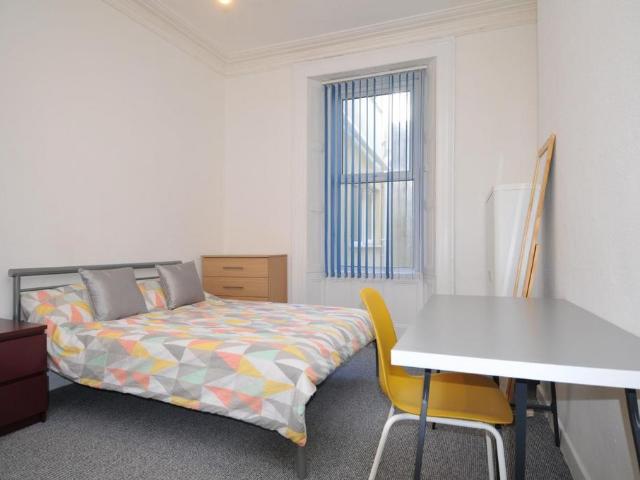 Flat for rent in Greenbank, Mount Wise