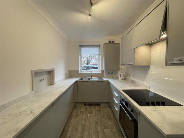 Flat for rent in Ermine, Brayford