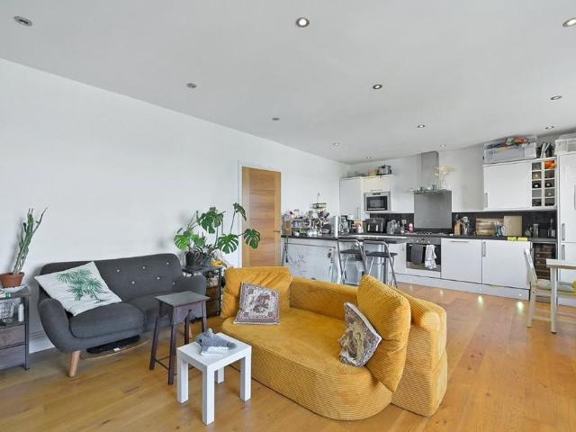 Apartment for rent in Feckenham, City Of Bristol