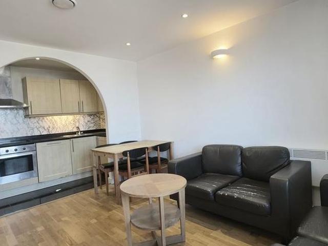 Apartment for rent in Wealdstone, Greater London